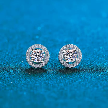 P&M Essentials+ Boucles d’Oreilles Clous pour Femme - Moissanite 1 Carat, Diamants Créés en Laboratoire, Plaqué Or 14K Argent Sterling 925, Cadeau Élégant pour Anniversaires, Maman ou Épouse